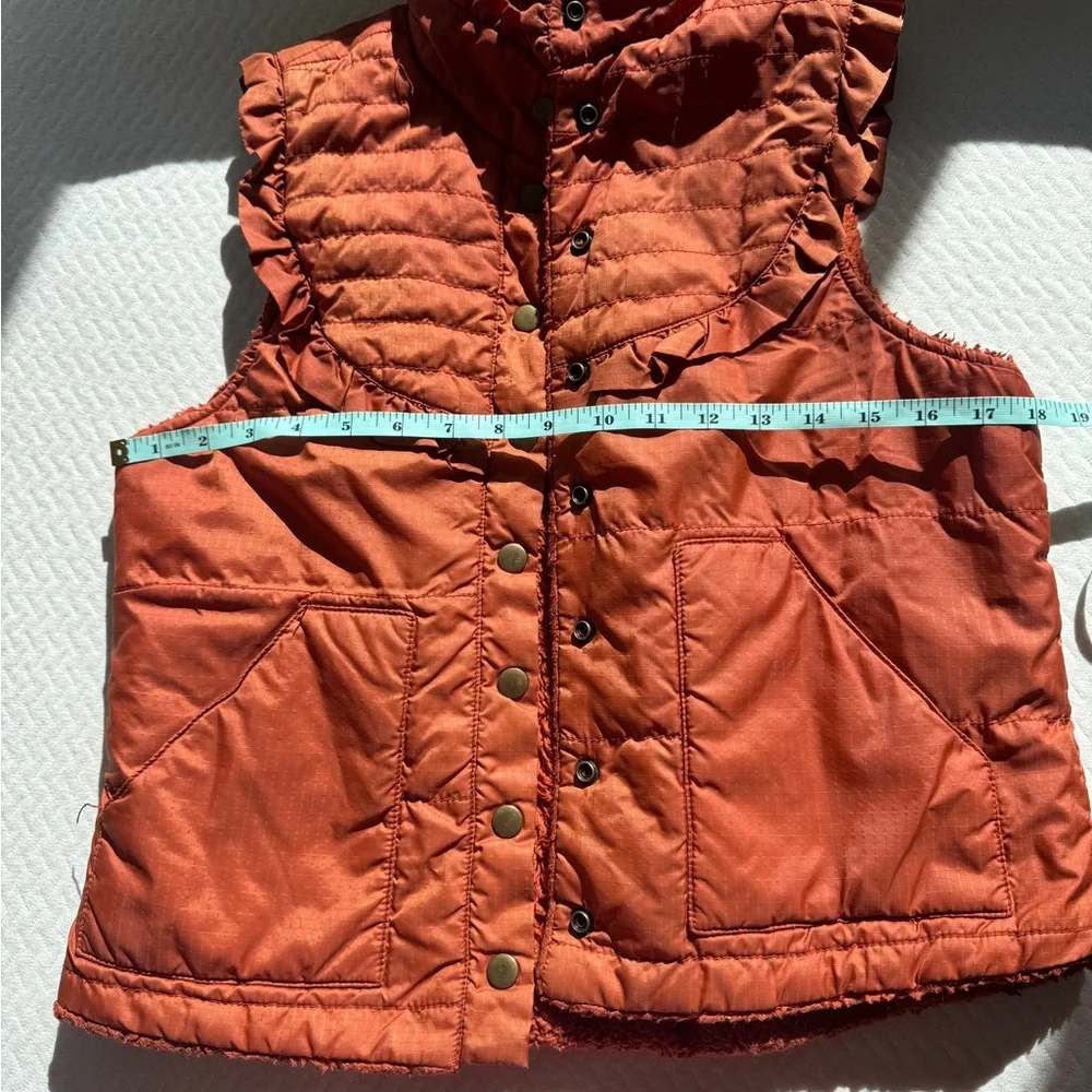 Vintage Forever 21 Ruffle Orange Vest - Picture 7 of 9
